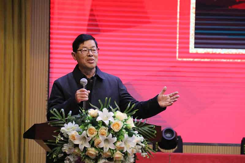 龍吟報春啟新程  揚帆風起譜新篇